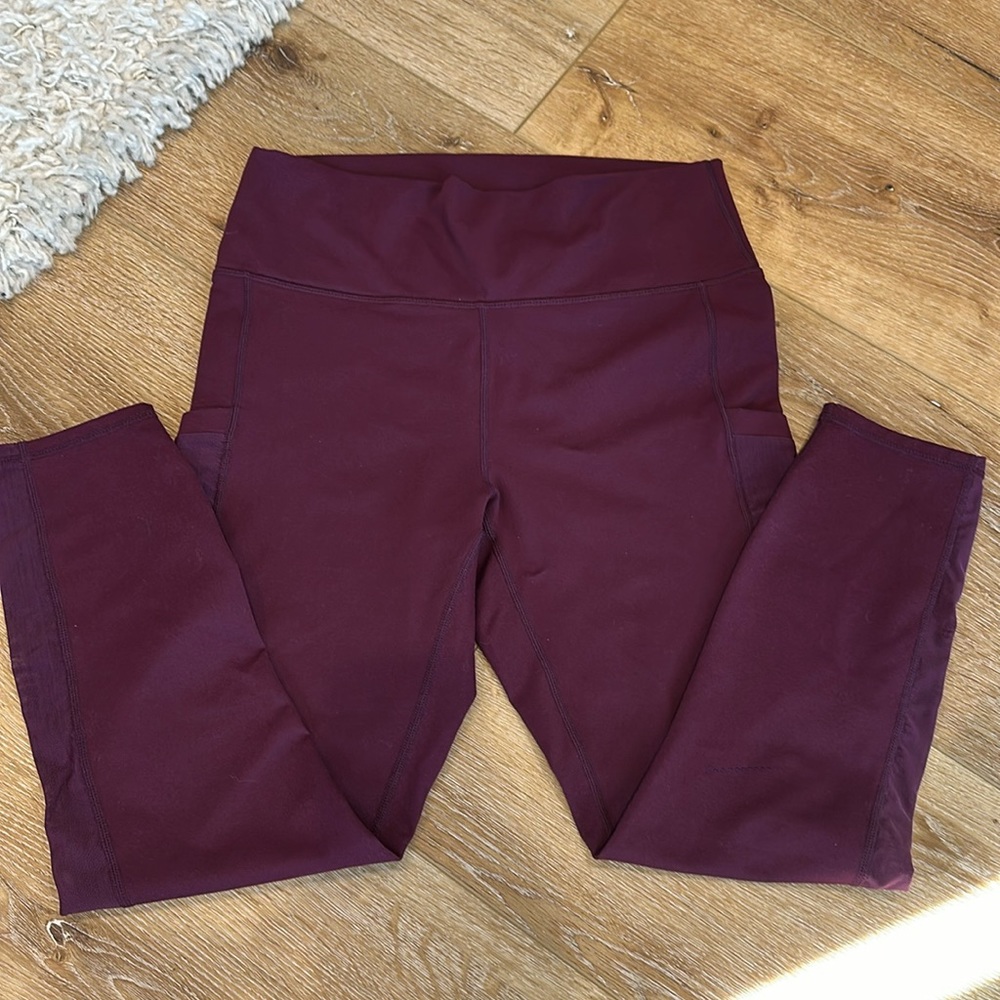 Fabletics Maroon High Waisted Powerhold Capri Leggings
